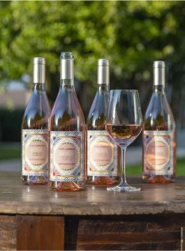 Donnafugata and Dolce & Gabbana Rosa Sicilia Rosato DOC sticle